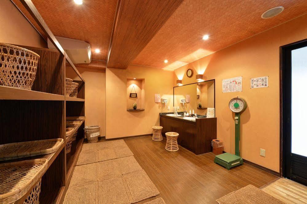Hinagu Onsen Kinparo Hotel Jacusiro Kültér fotó